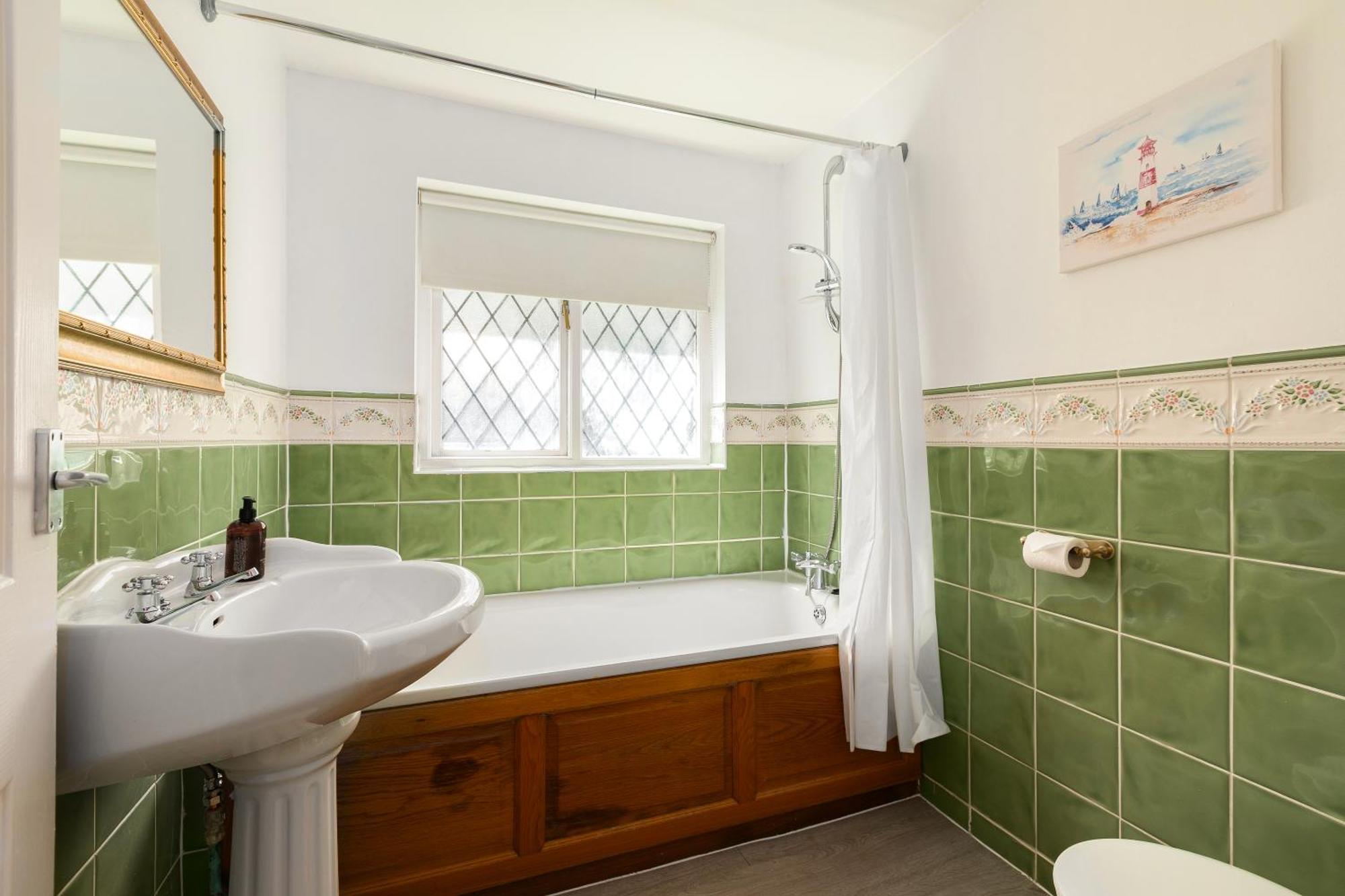 Rural Lodge Stay In Windsor! Hot Tub! Sleeps 20 Bray Εξωτερικό φωτογραφία