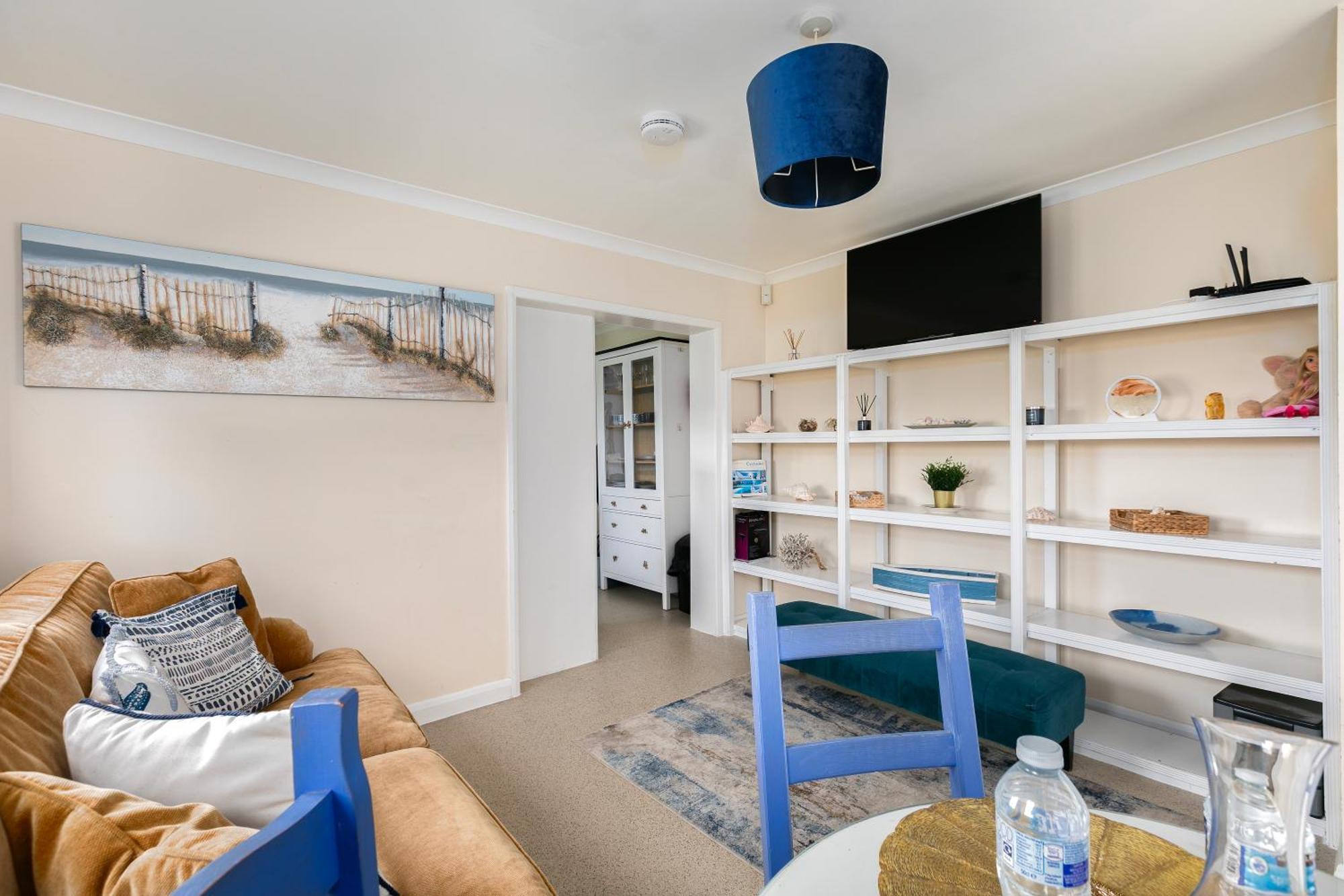 Rural Lodge Stay In Windsor! Hot Tub! Sleeps 20 Bray Εξωτερικό φωτογραφία